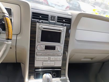 2010 LINCOLN NAVIGATOR - STOCK #M18799