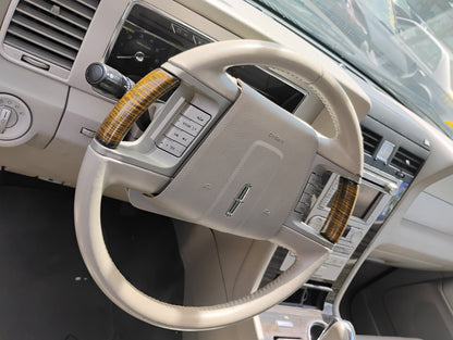 2010 LINCOLN NAVIGATOR - STOCK #M18799