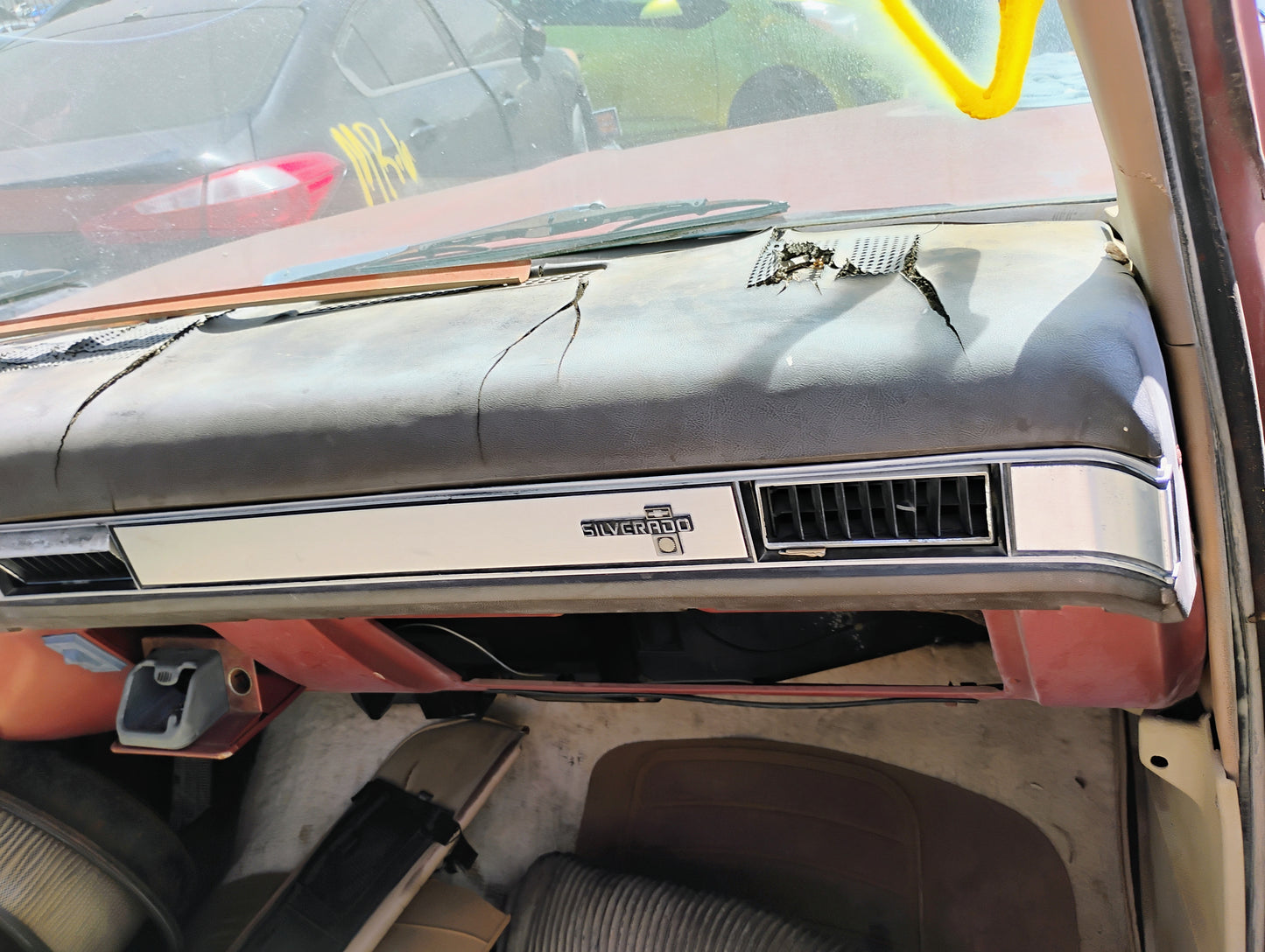 1982 Chevrolet Silverado -  Stock #: M18812 - MV-2