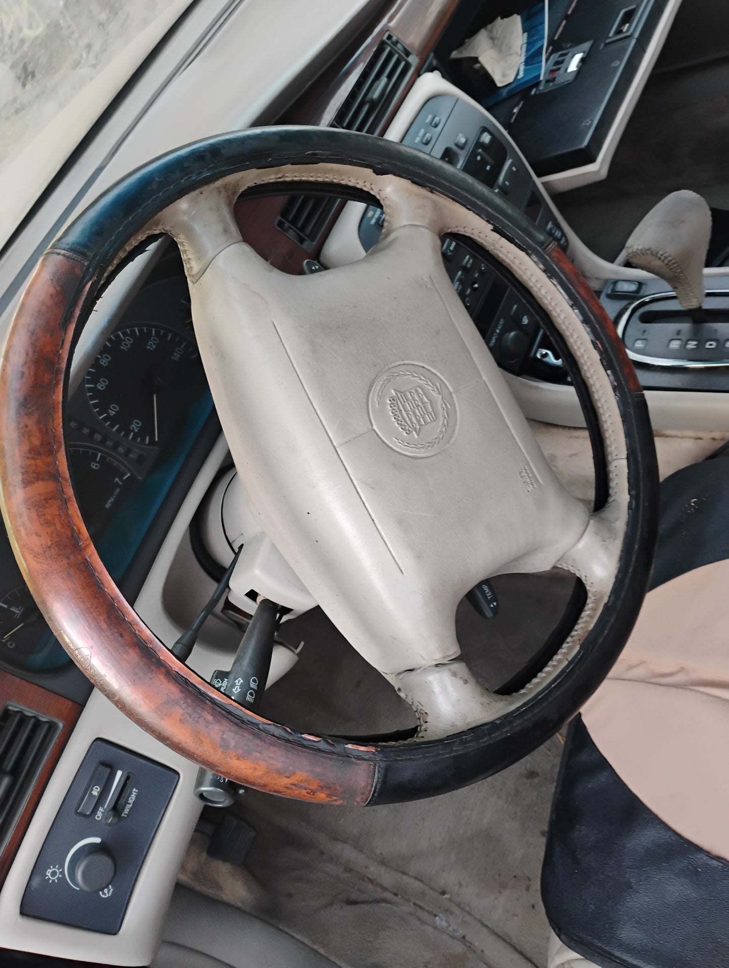 2000-2002 Cadillac Eldorado - Stock #: M18992