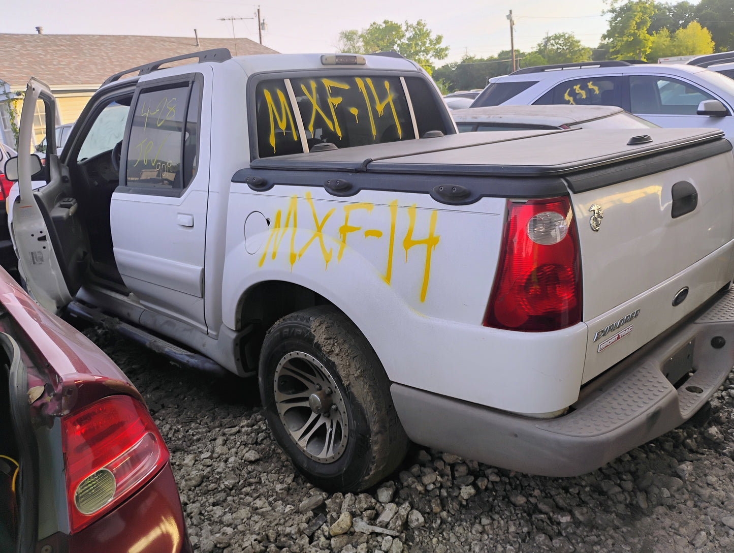 2001-2005 FORD EXPLORER  - PARTING OUT-MXF-14  Stock #:M18984