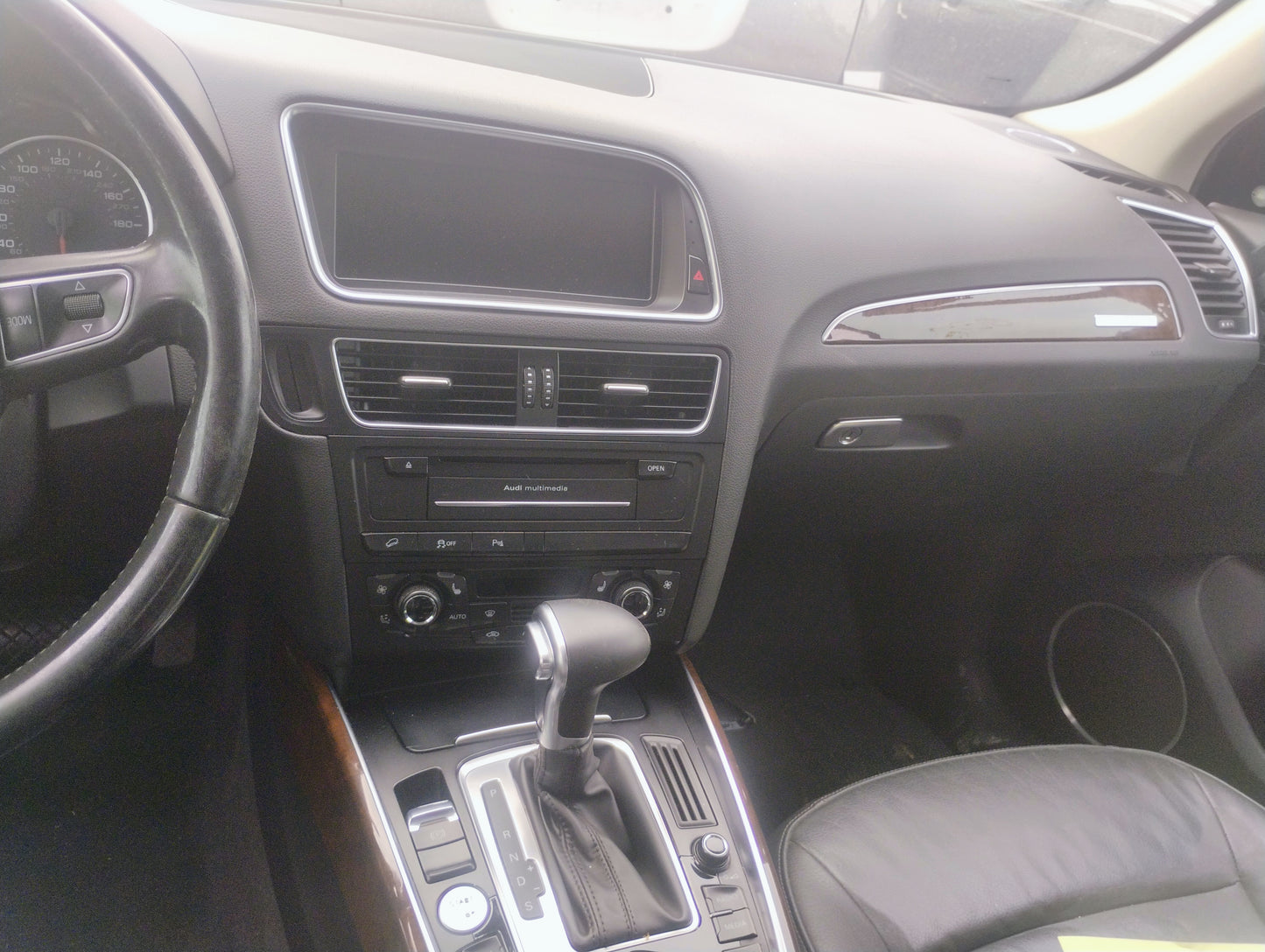 2009-2012 Audi Q5 - Stock #: M18956