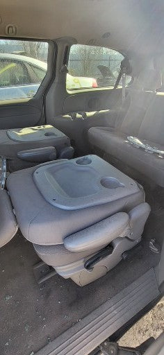 2/2 2001 - 2008 Chrysler Town and Country | All Parts G - Z | SKU #: 16978 CF-8