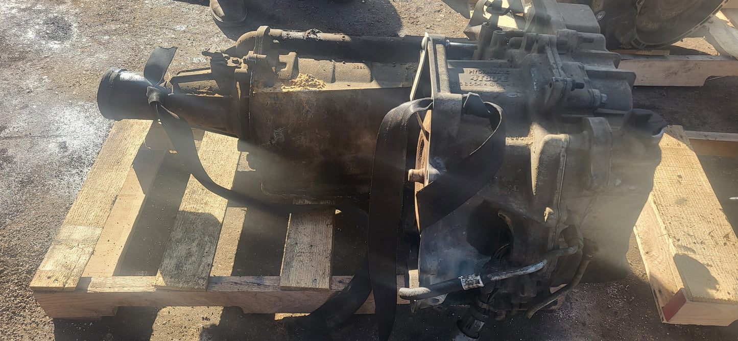 2002 CADILLAC SEVILLE  -  AUTOMATIC TRANSMISSION - #M18565