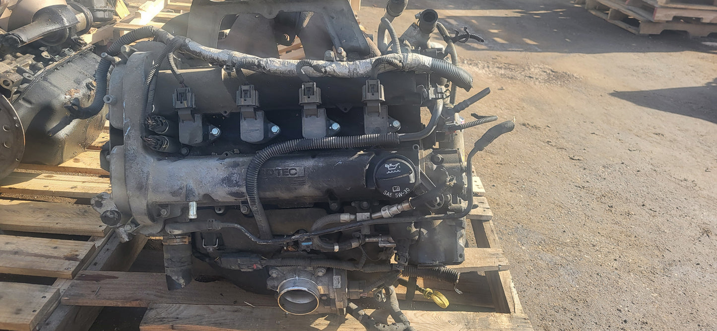 2010 CHEVROLET EQUINOX  -  2.4 L ENGINE - #M18770