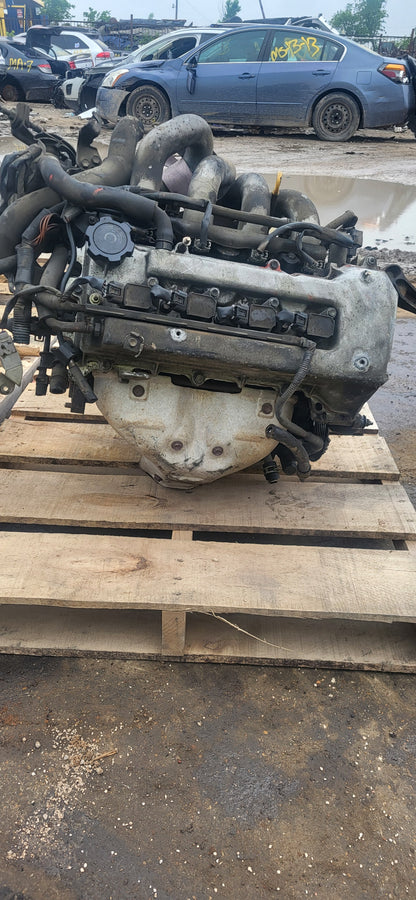2000-2002 TOYOTA COROLLA  -  1.8 L ENGINE - #M18817