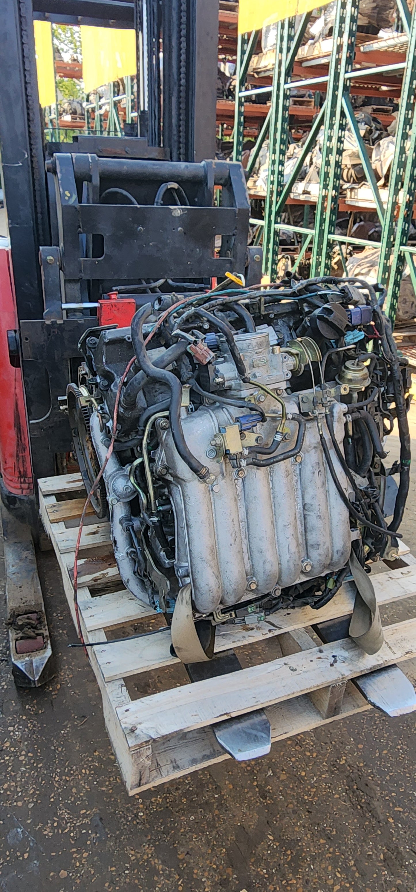 2001-2002 NISSAN PATHFINDER - 3.5 L Engine -#M17525