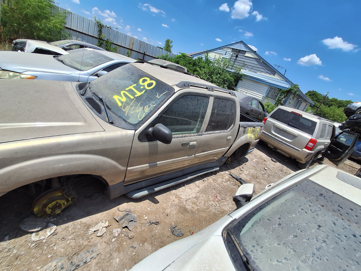2004-2005 Ford Explorer Sport Trac - Stock #: M19358