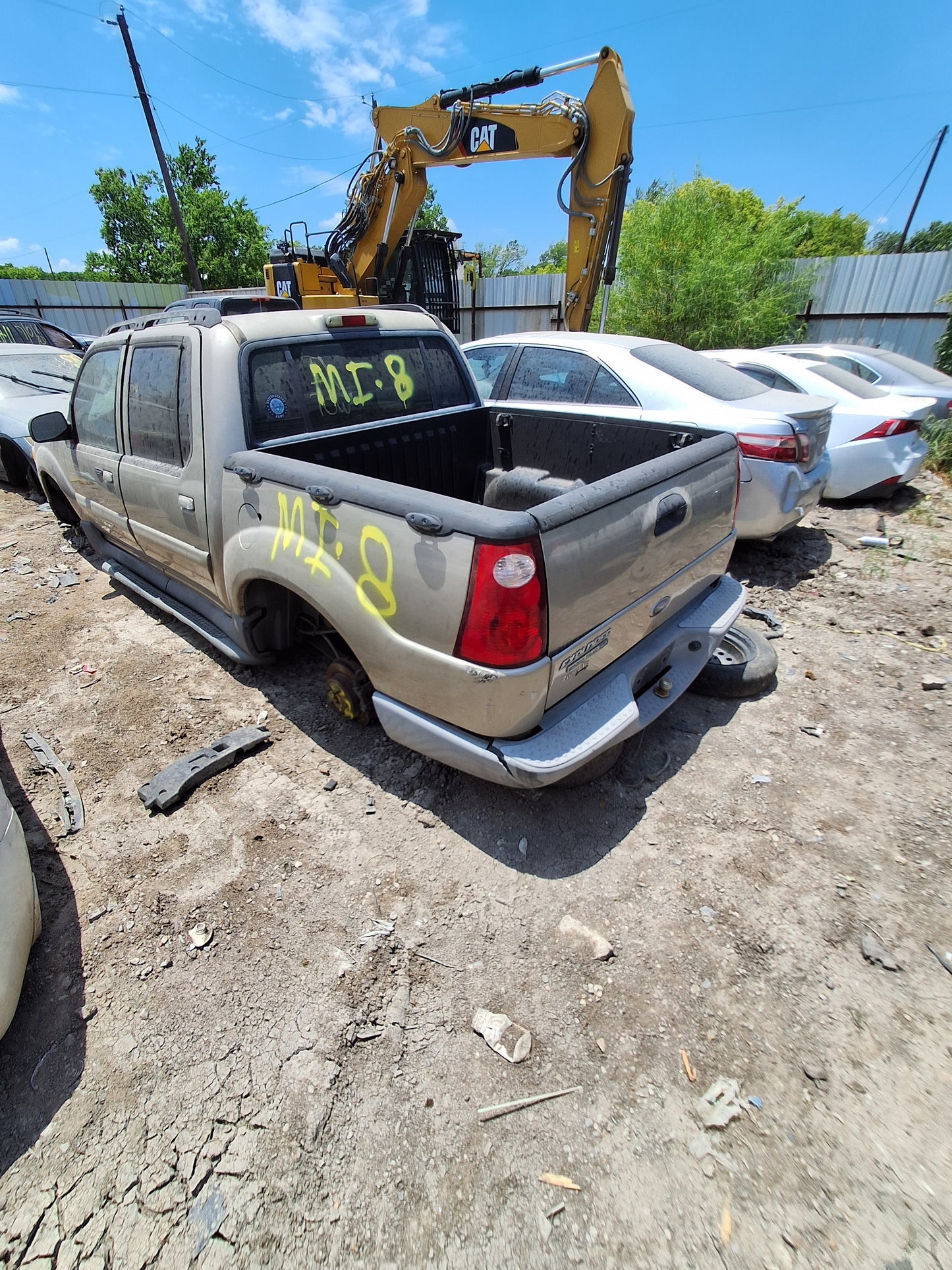 2004-2005 Ford Explorer Sport Trac - Stock #: M19358