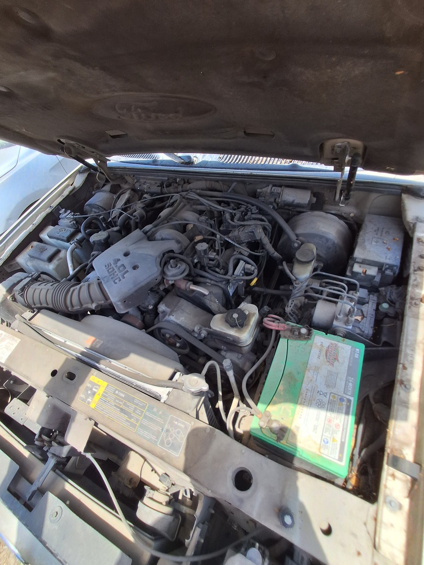 2004-2005 Ford Explorer Sport Trac - Stock #: M19358