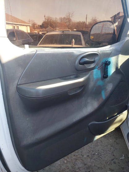 2003 Ford F-150 - Stock #: M18468 - MD-18