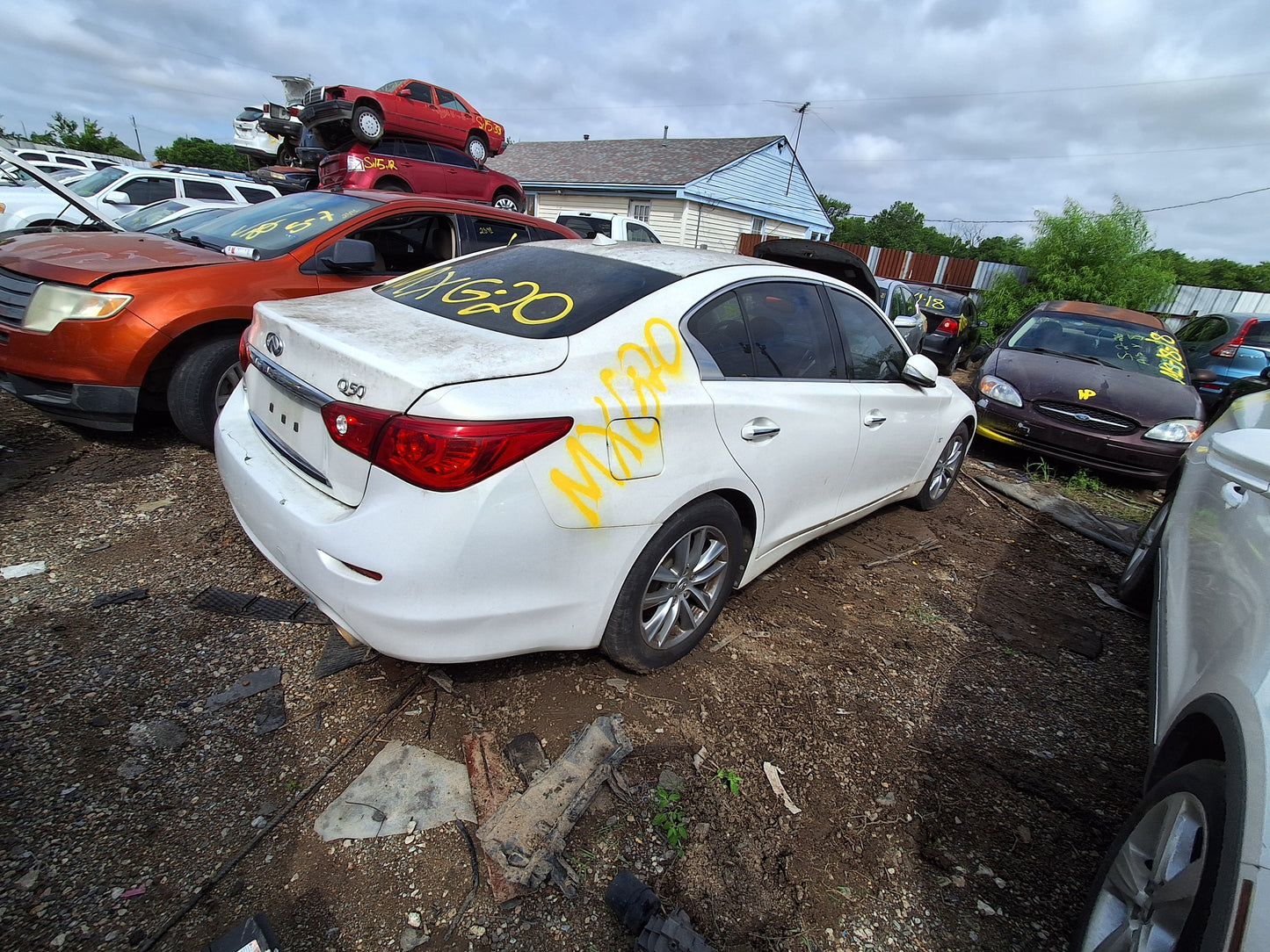 2015 Infiniti Q50  - Stock #: M19010 - MXG-20