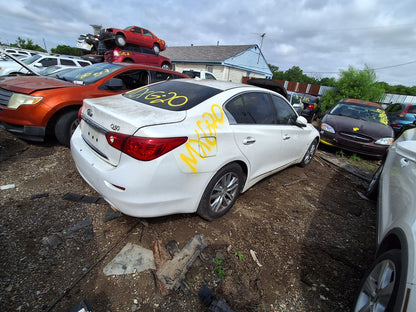 2015 Infiniti Q50  - Stock #: M19010 - MXG-20