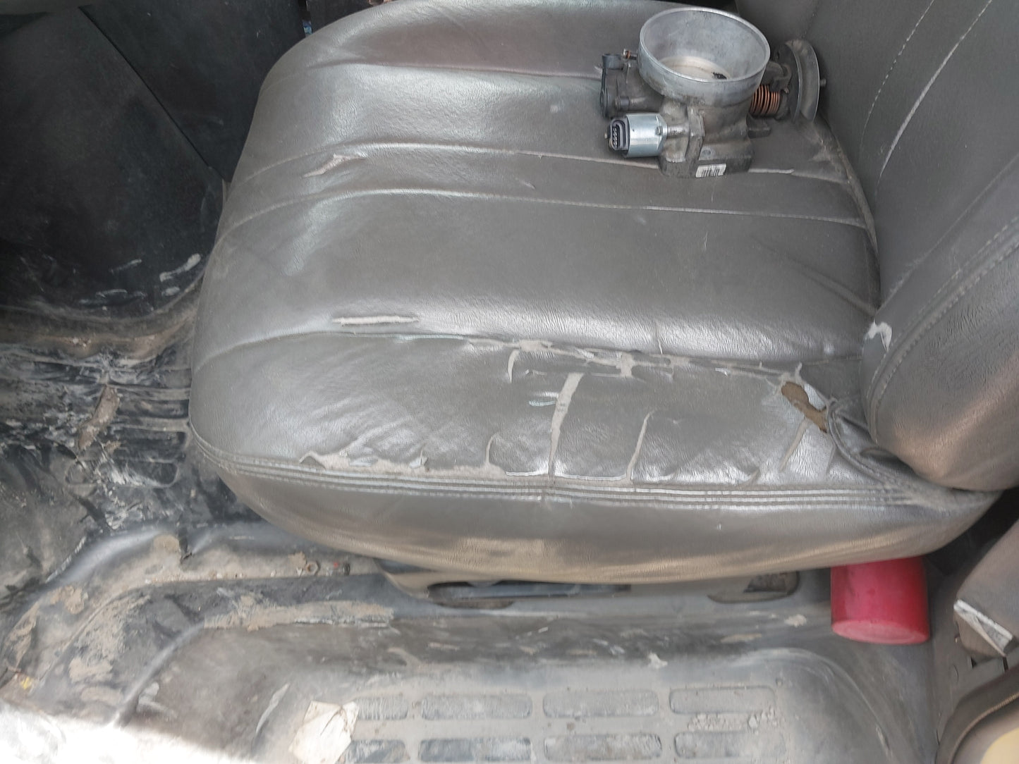 2005 Chevrolet Express 3500 - Stock #: M18702 - MP-12