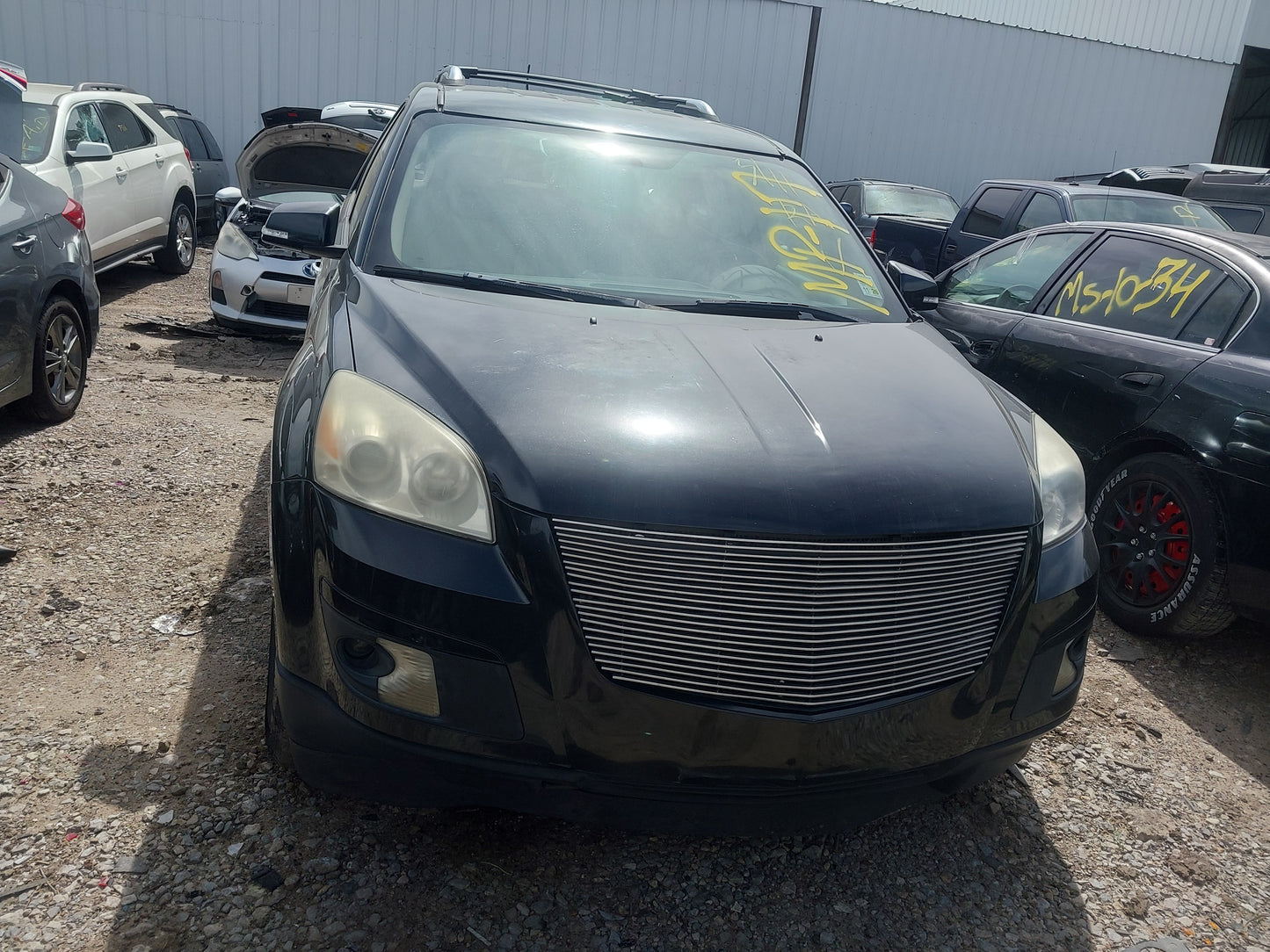 2009 Saturn Outlook - Stock #: M18707 - MP-17