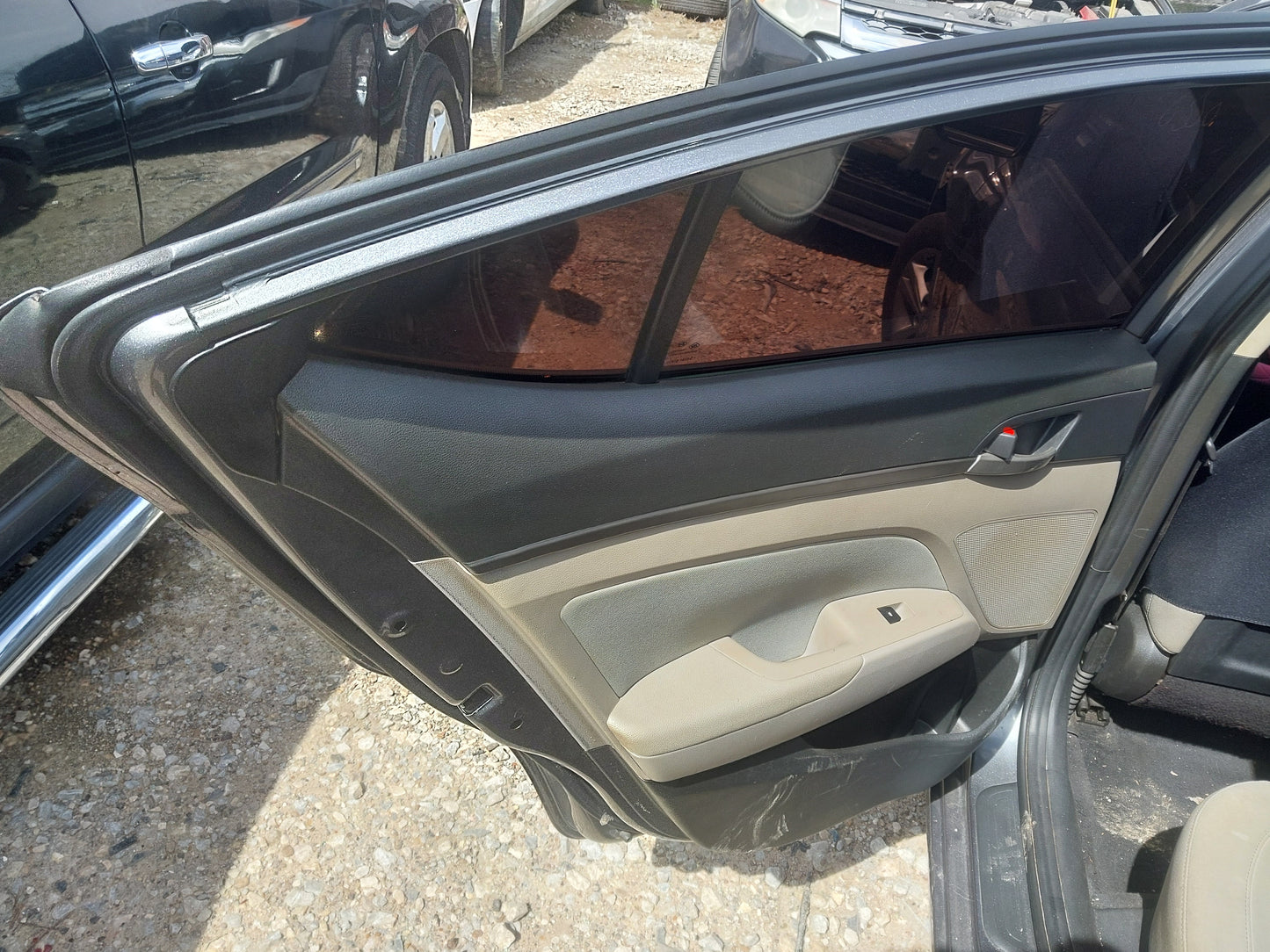 2018 Hyundai Elantra - Stock #: M18701 - MP-11