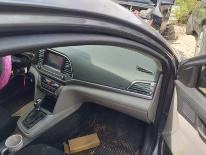 2018 Hyundai Elantra - Stock #: M18701 - MP-11