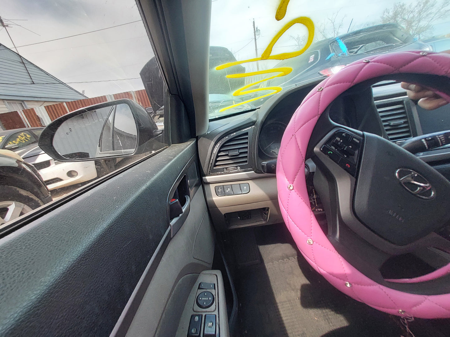 2018 Hyundai Elantra - Stock #: M18701 - MP-11