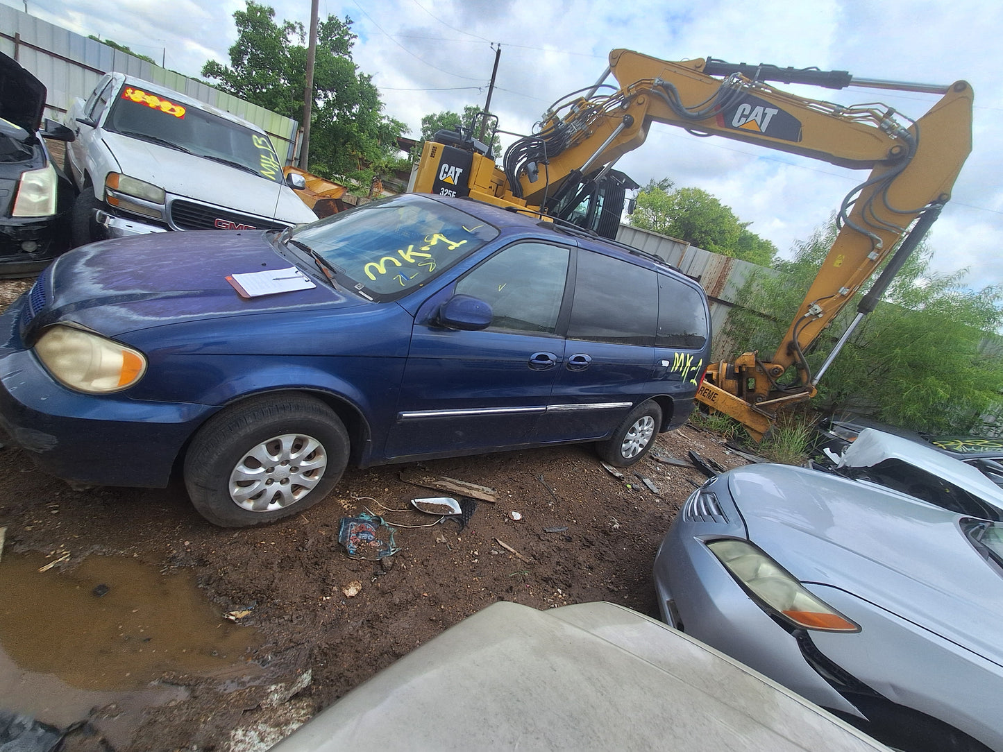 2005 KIA SEDONA - STOCK #M19391