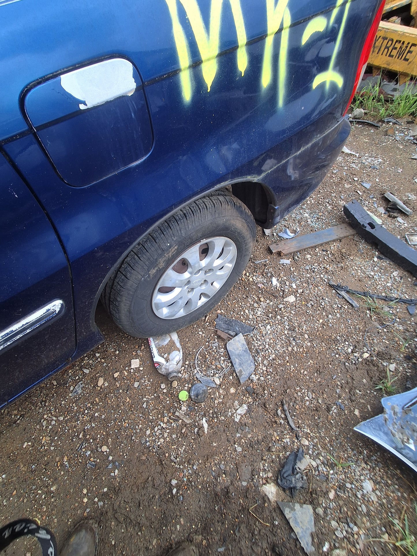 2005 KIA SEDONA - STOCK #M19391