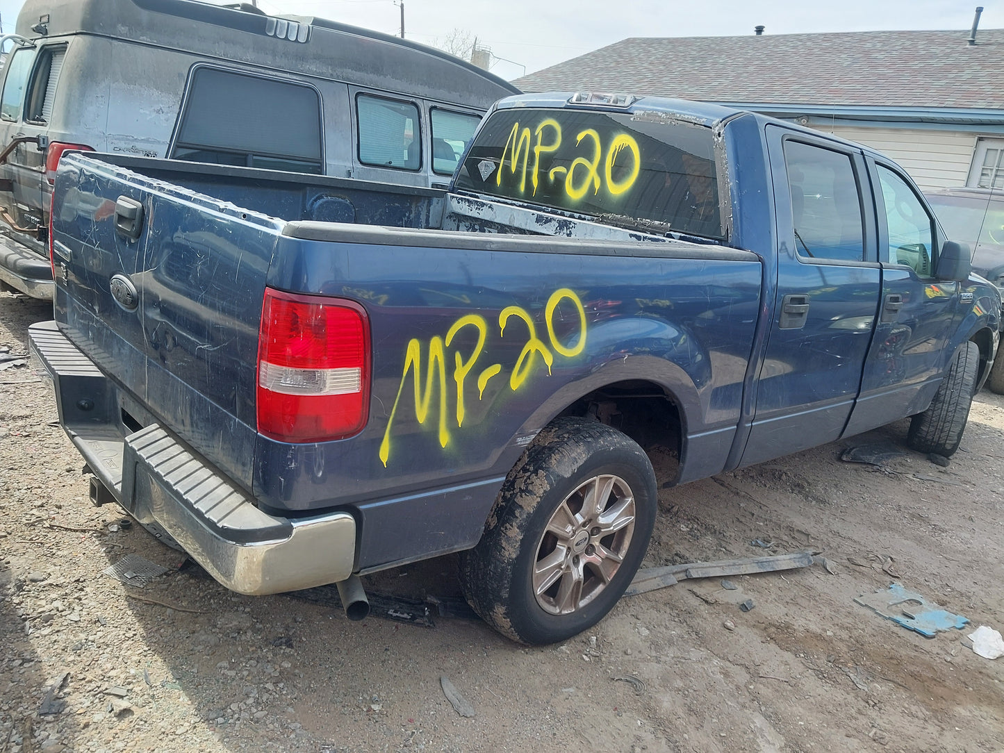 2005 Ford F150 - Stock #: M18710 - MP-20
