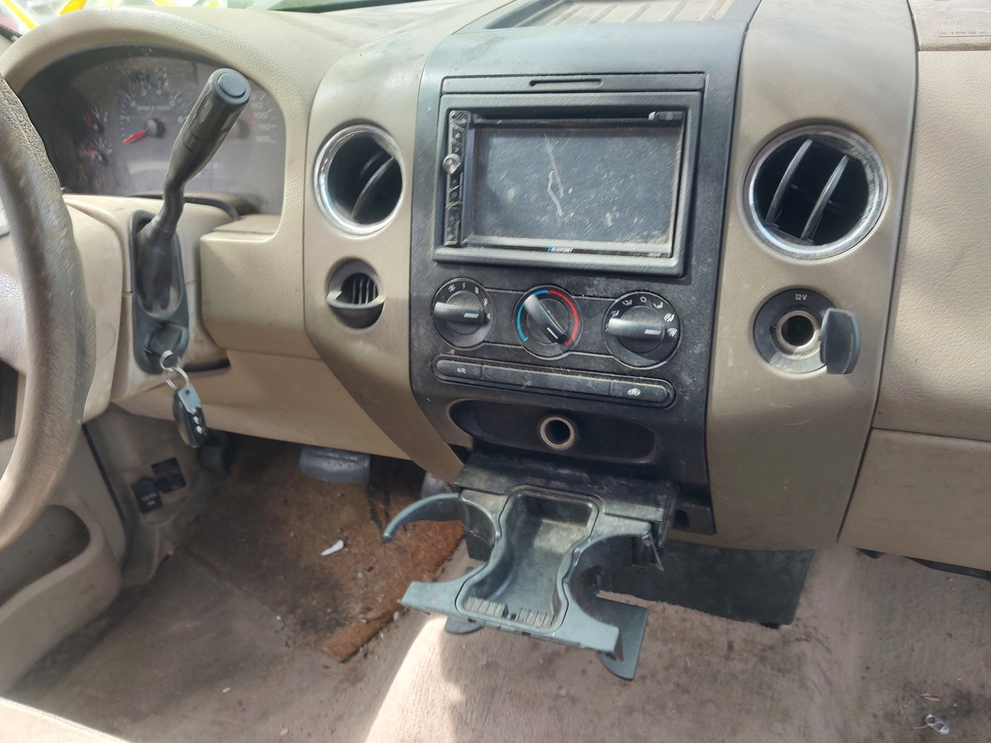 2005 Ford F150 - Stock #: M18710 - MP-20
