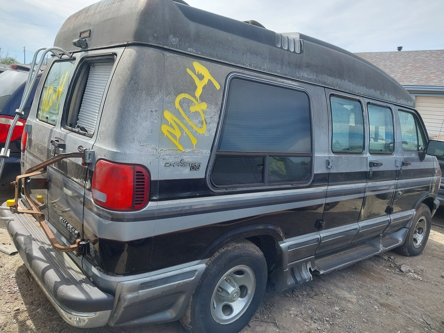 1995 DODGE B2500 - STOCK #M18714