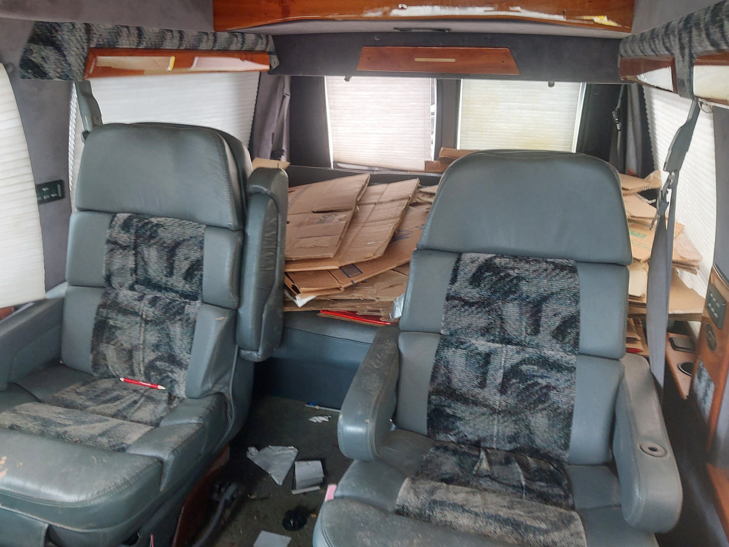 1995 DODGE B2500 - STOCK #M18714