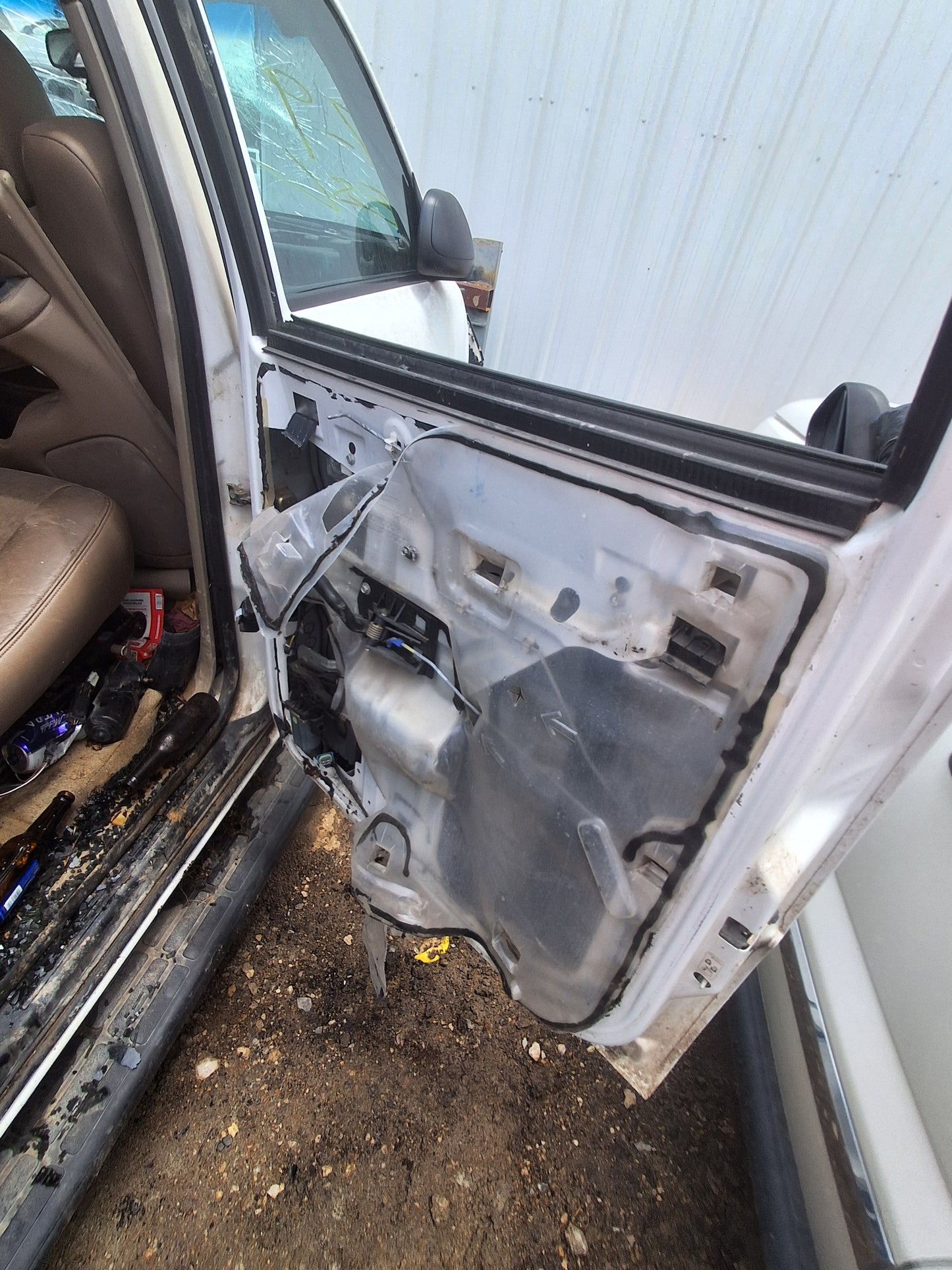 1999 - 2007 Chevrolet Suburban - Stock #: M19380 MJ-10