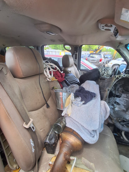 1999 - 2007 Chevrolet Suburban - Stock #: M19380 MJ-10
