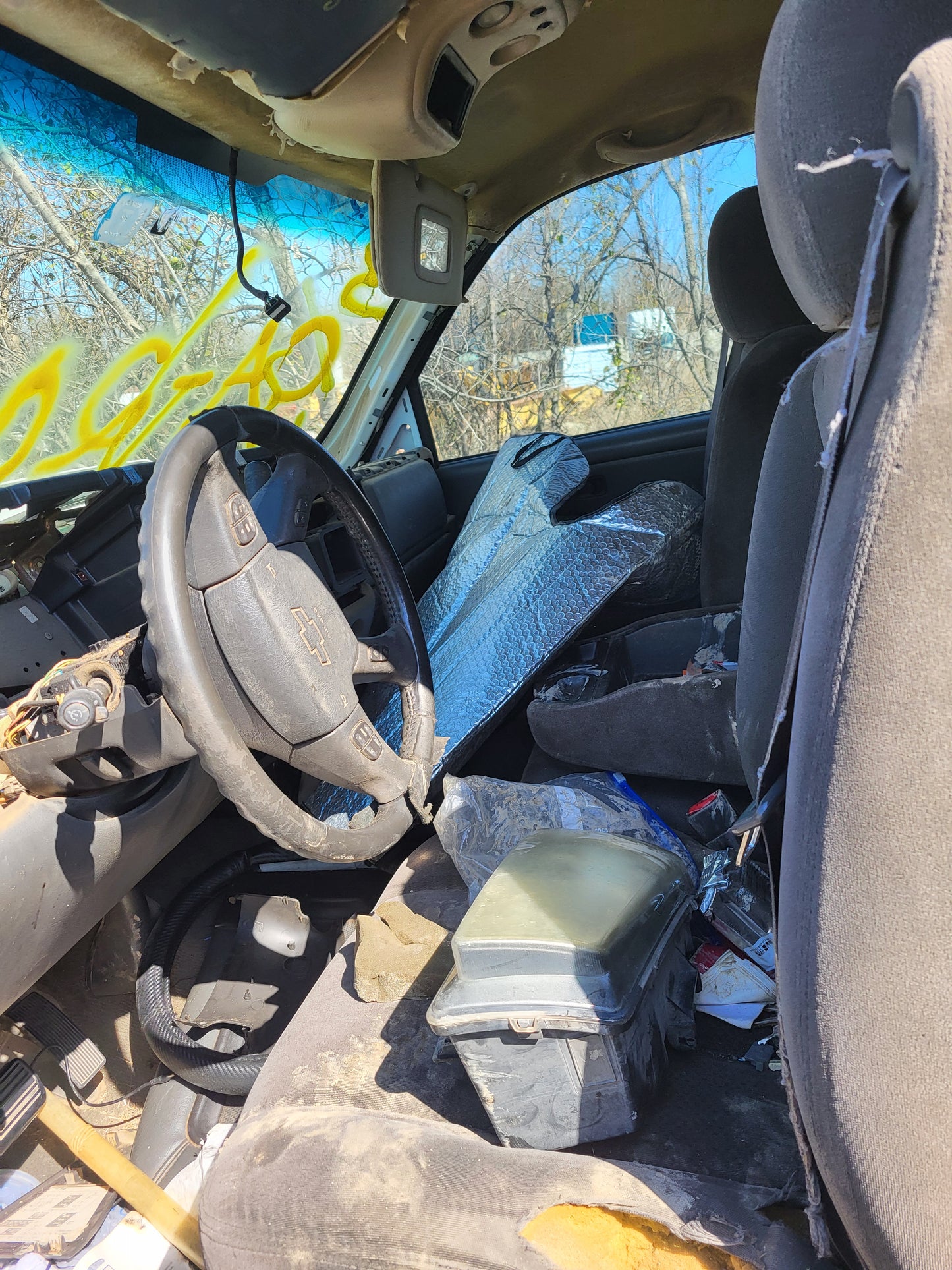 1/2 2000 - 2006 Chevrolet Silverado 1500 | All Parts A - F | SKU #: 16890 CA-20