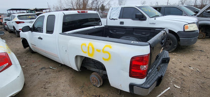 2/2 2007 - 2013 Chevrolet Silverado 1500 | All Parts G - Z | SKU #: 16935 - CD-5