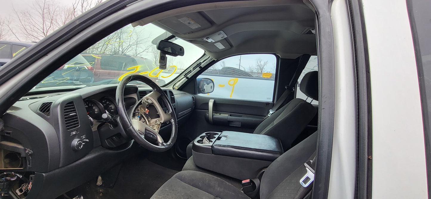 2/2 2007 - 2013 Chevrolet Silverado 1500 | All Parts G - Z | SKU #: 16935 - CD-5