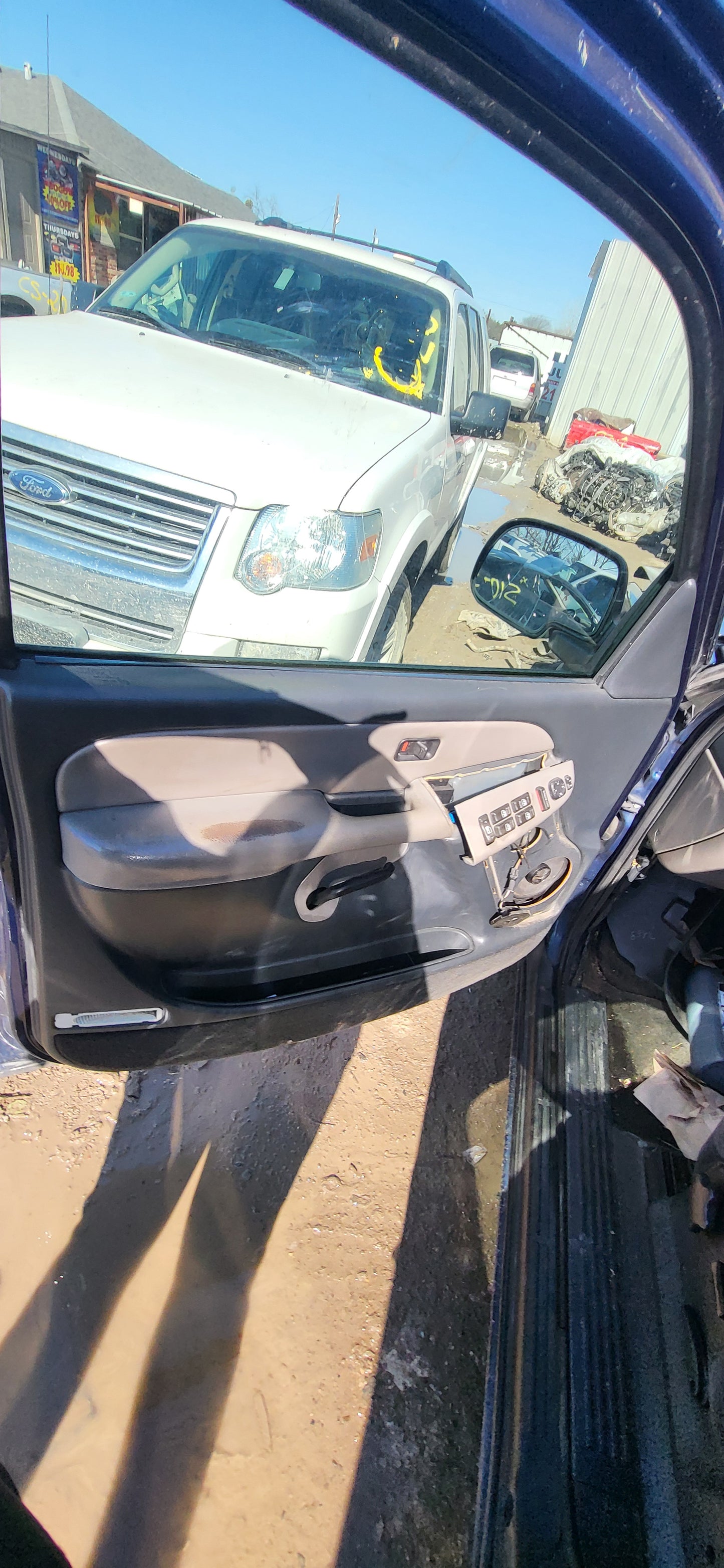 2/2 1999 - 2006 Chevrolet Tahoe | All Parts G - Z | SKU #:16963 CE-13