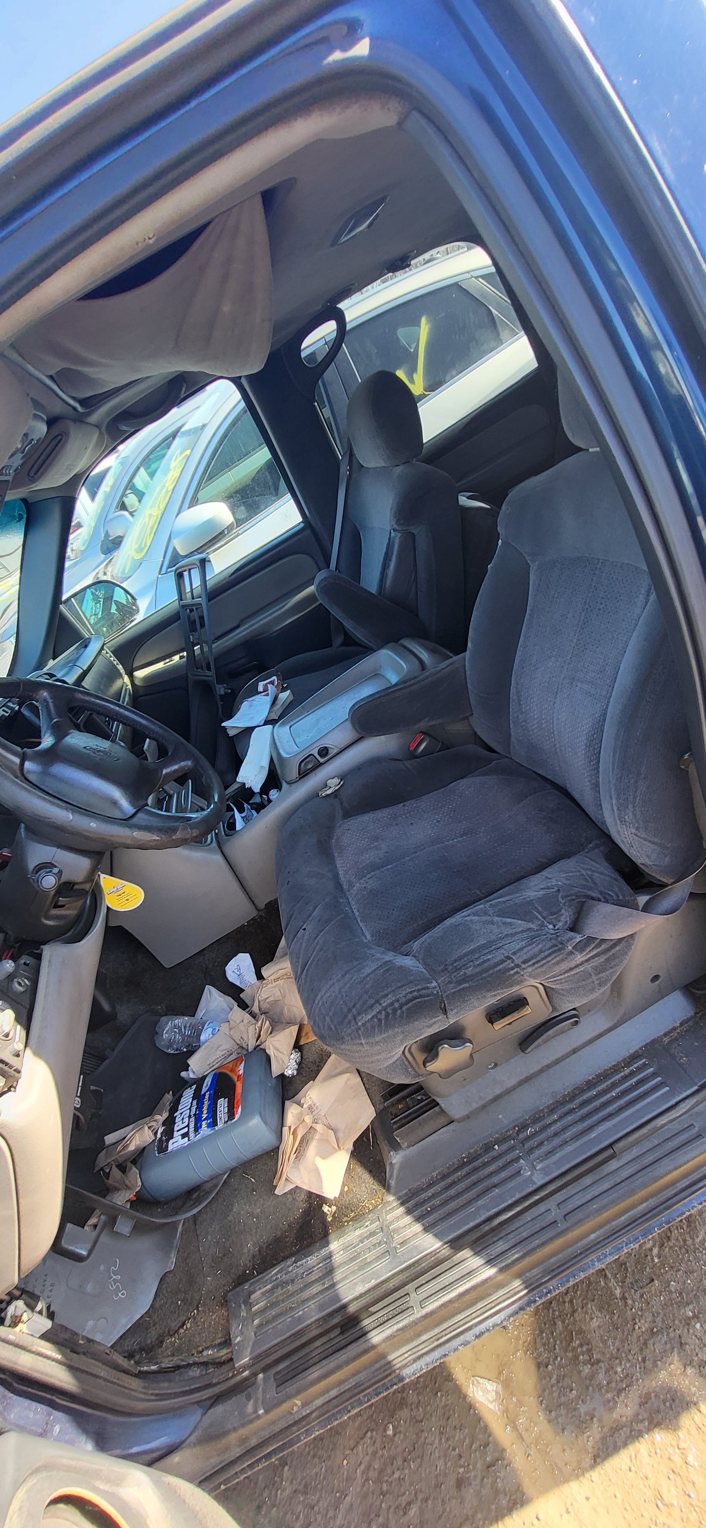 2/2 1999 - 2006 Chevrolet Tahoe | All Parts G - Z | SKU #:16963 CE-13