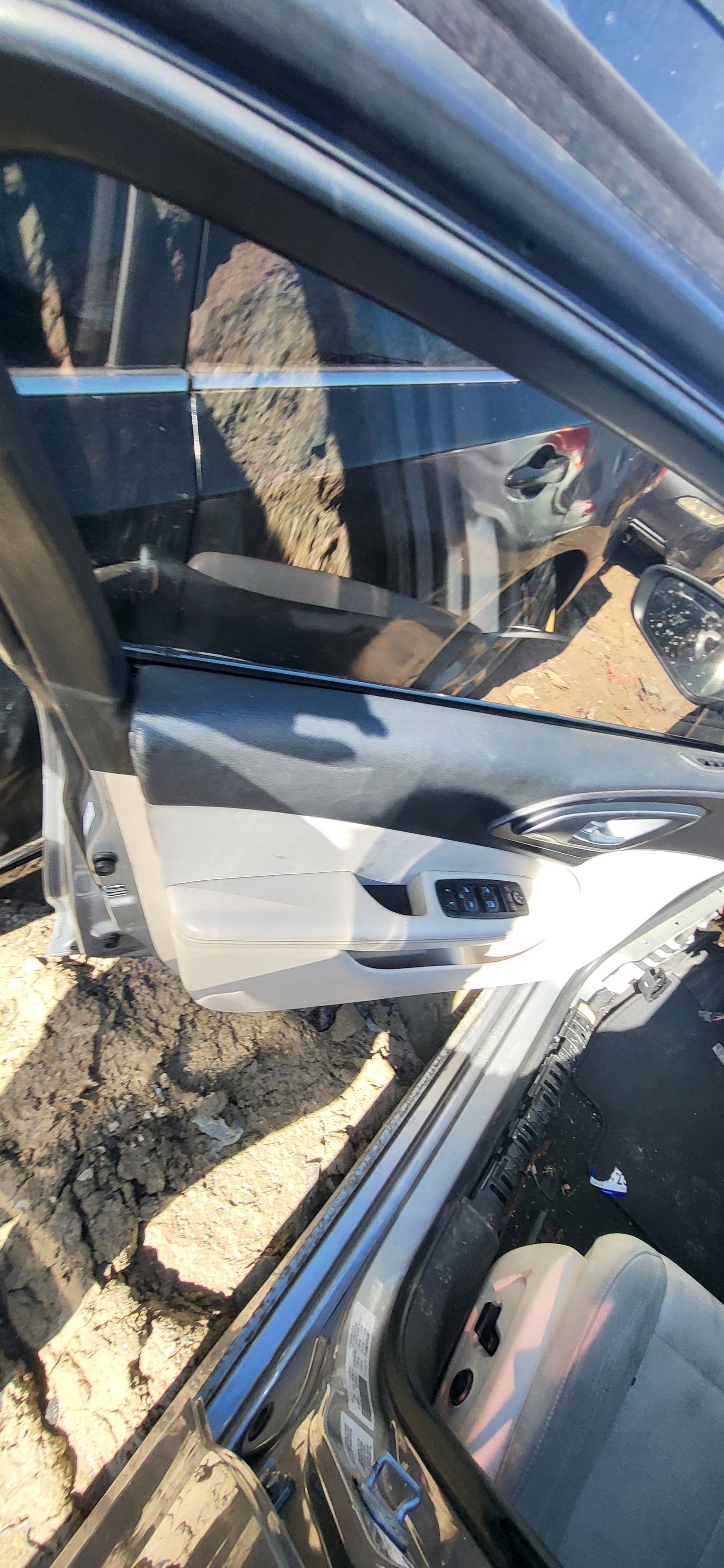2/2 2015 - 2017 Chrysler 200 | All Parts G - Z | SKU #: 16961 CE-11
