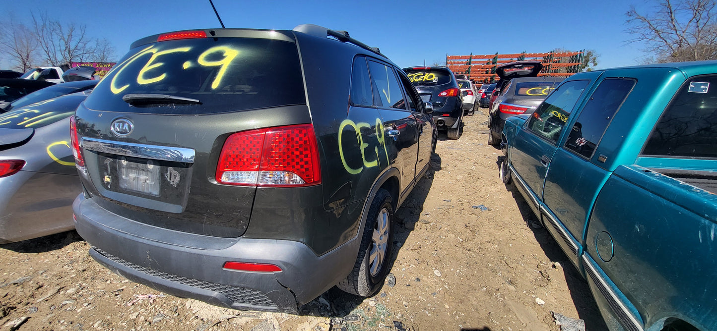 1/2 2011 - 2015 Kia Sorento | All Parts A - F | SKU #: 16959 CE-9
