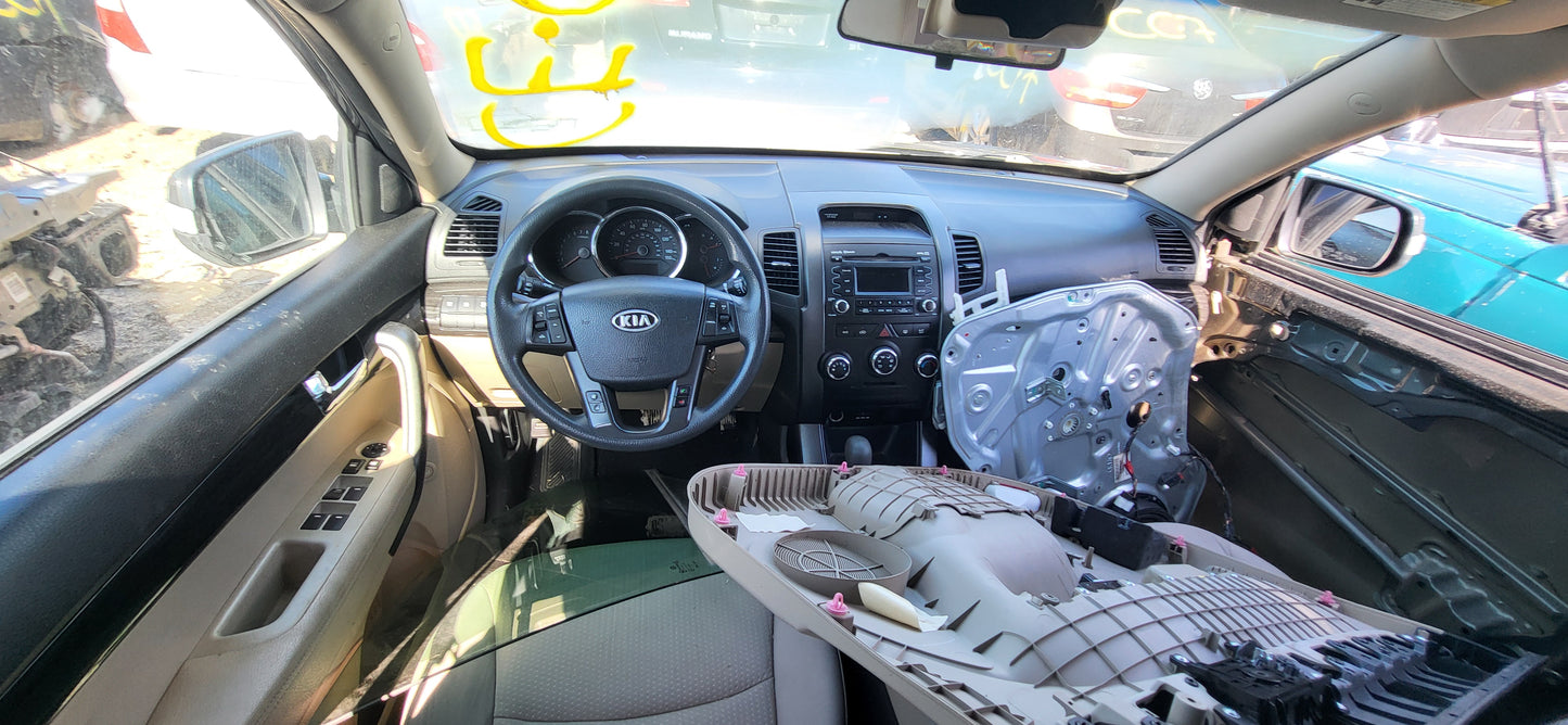 1/2 2011 - 2015 Kia Sorento | All Parts A - F | SKU #: 16959 CE-9