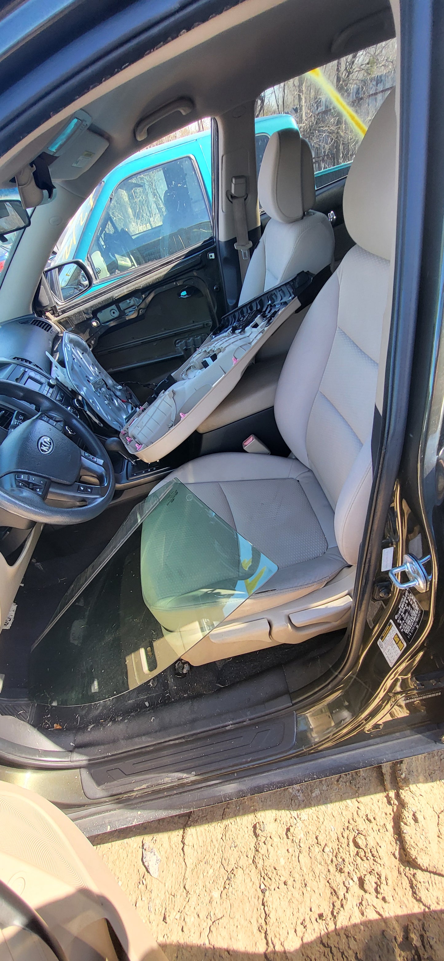 1/2 2011 - 2015 Kia Sorento | All Parts A - F | SKU #: 16959 CE-9