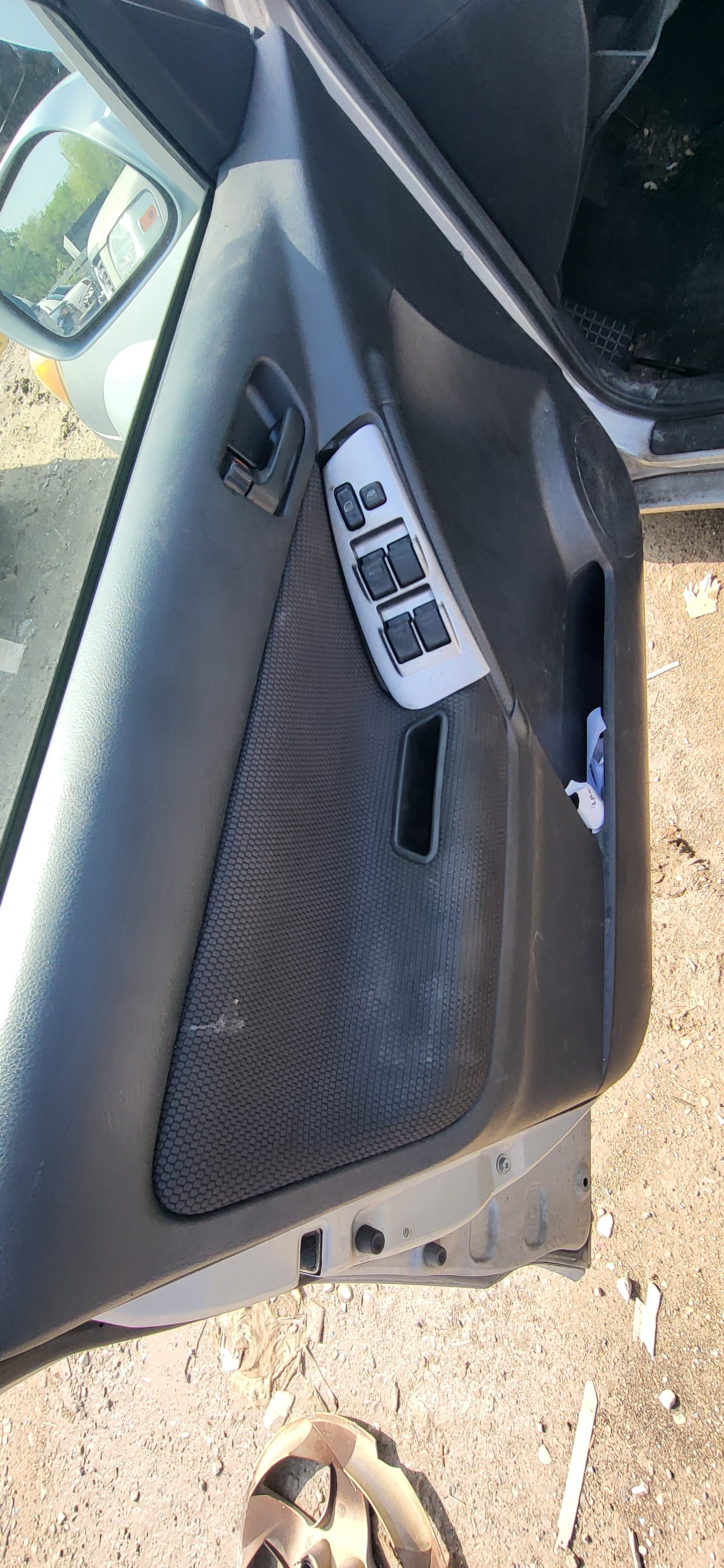 2/2 2003 - 2008 Pontiac Vibe | All Parts G - Z | SKU #: 17016 CH-6