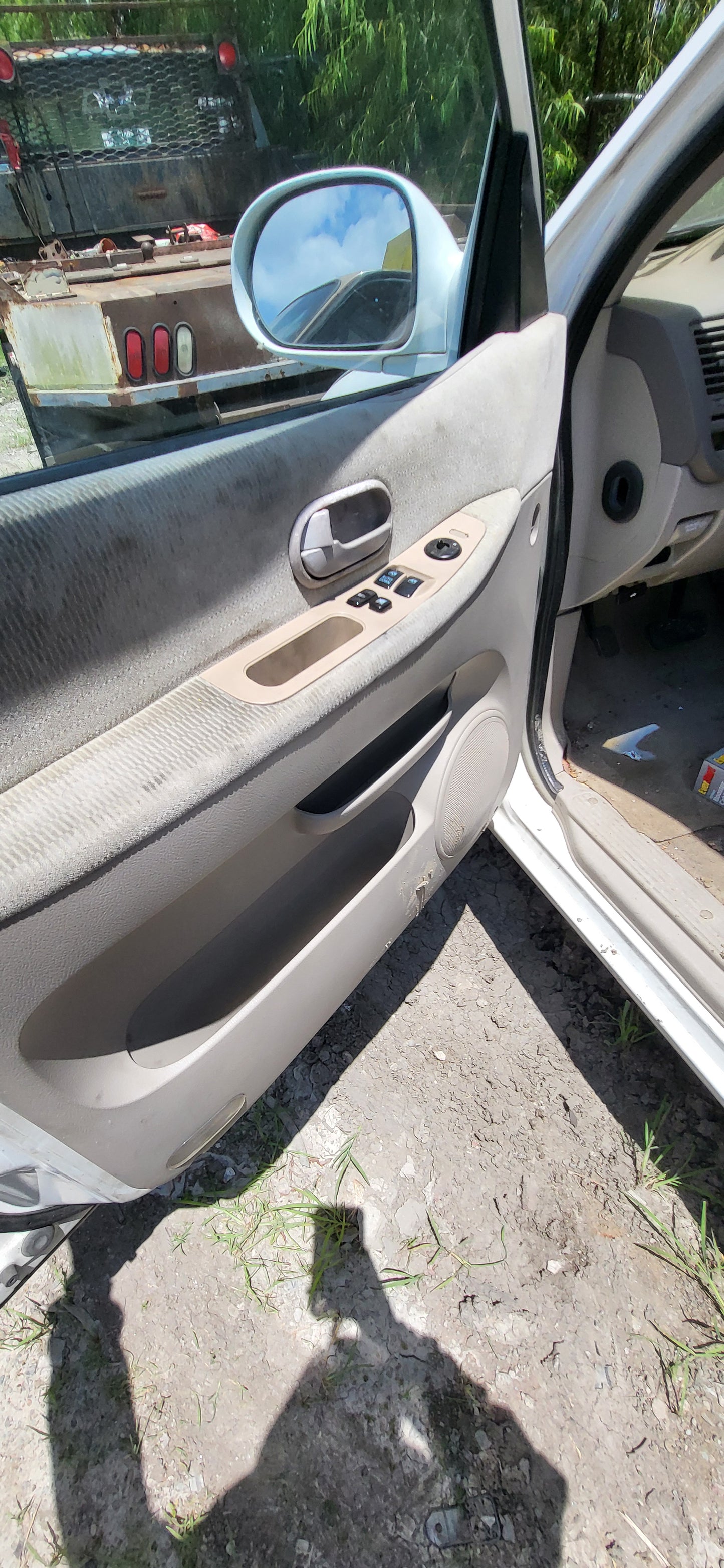 2/2 2002-2005 KIA SEDONA | All Parts G - Z | SKU #: M17281