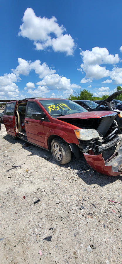 1/2 2001-2008 Chrysler Town and Country | All Parts A - F | SKU #: M17309 XB-19