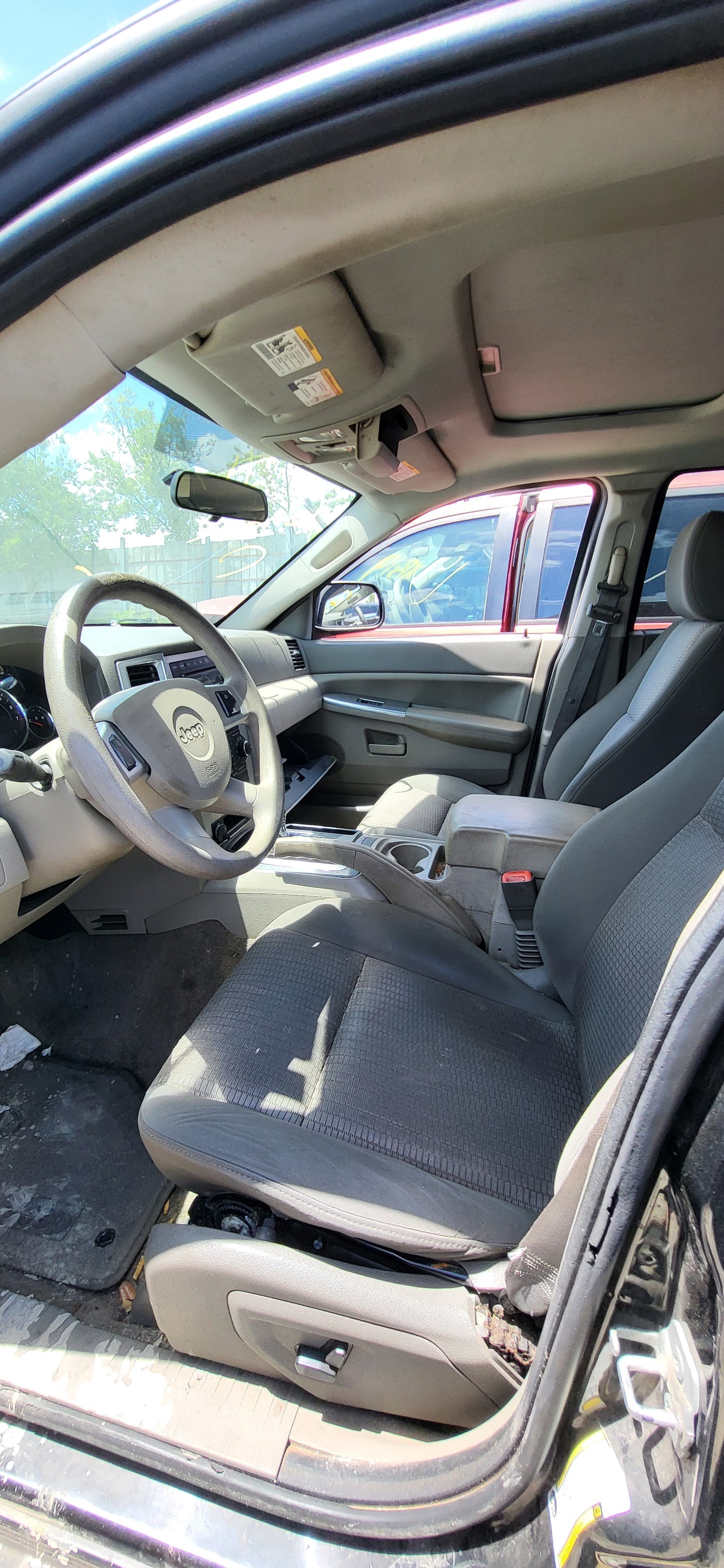 1/2 2005-2000 Jeep Grand Cherokee | All Parts A - F | SKU #: M17298 XB-8