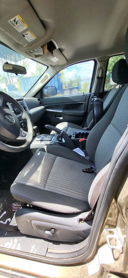 1/2  2005-2010 Jeep Grand Cherokee | All Parts A - F | SKU #: M17292 XB-1