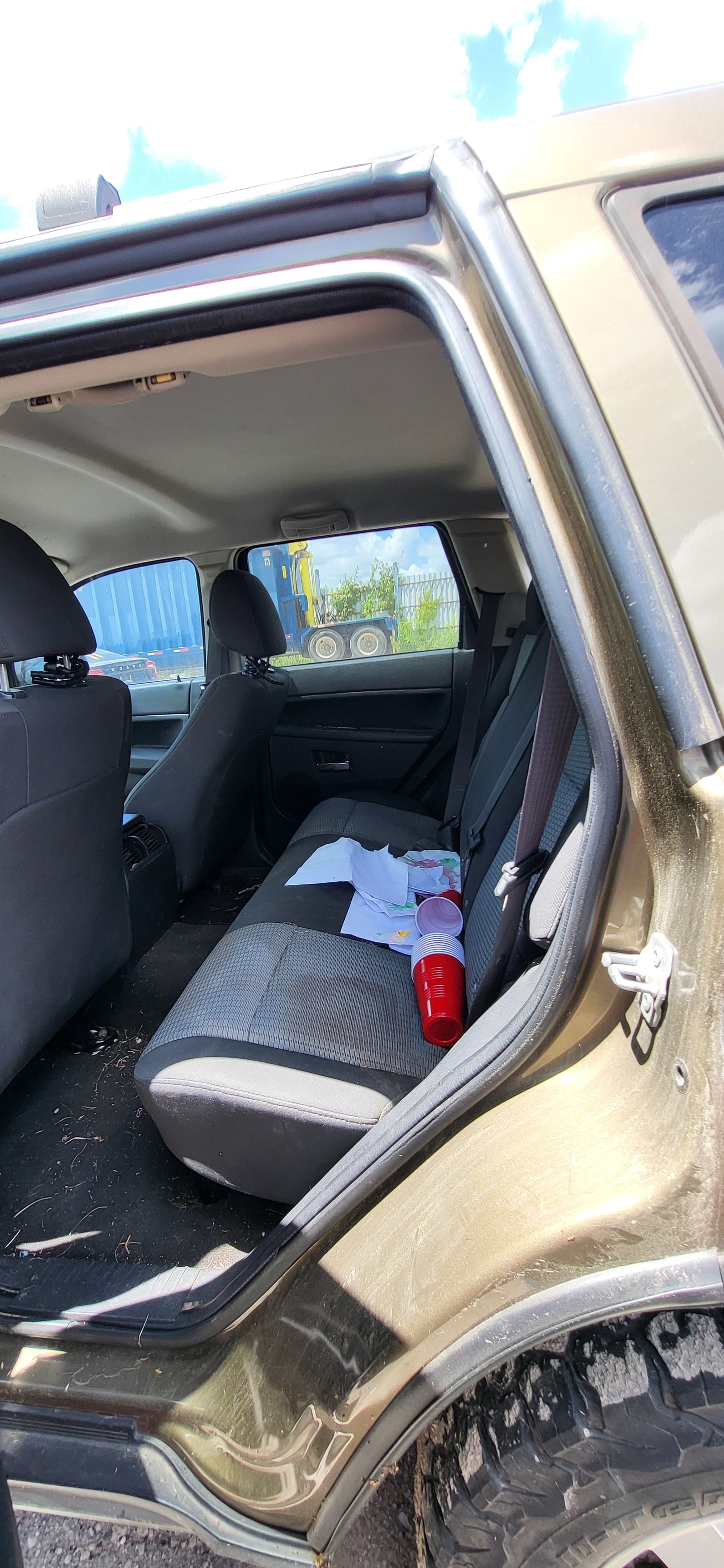 1/2  2005-2010 Jeep Grand Cherokee | All Parts A - F | SKU #: M17292 XB-1