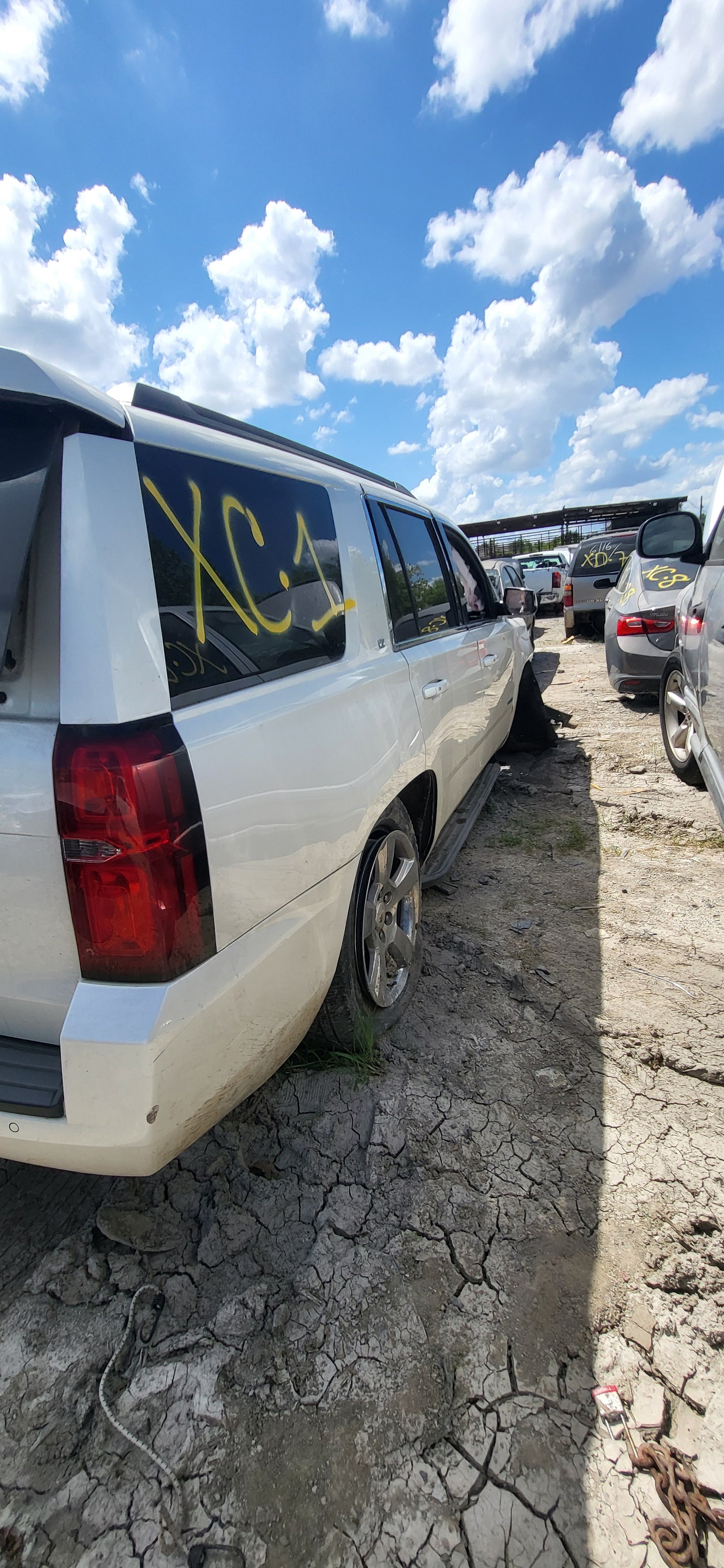 2/2 2015 - 2020 Chevrolet Tahoe | All Parts G - Z | SKU #: M17311 - XC-1