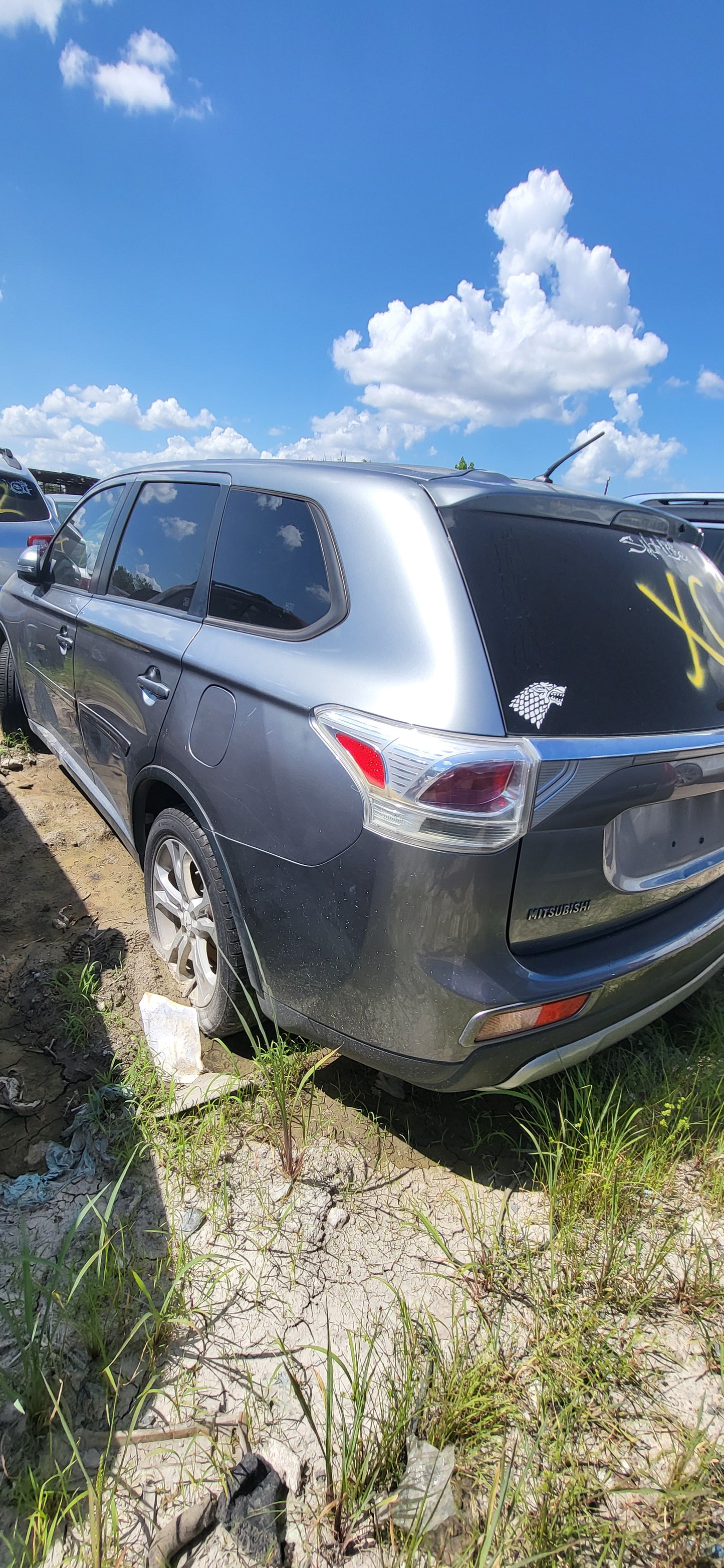 2/2 2014 - 2015 Mitsubishi Outlander | All Parts G - Z | SKU #: M17313 - XC-3