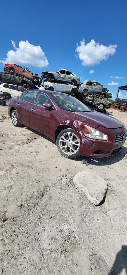 2/2 2009-2014 Nissan Maxima | All Parts G - Z | SKU #: M17326 XC-16