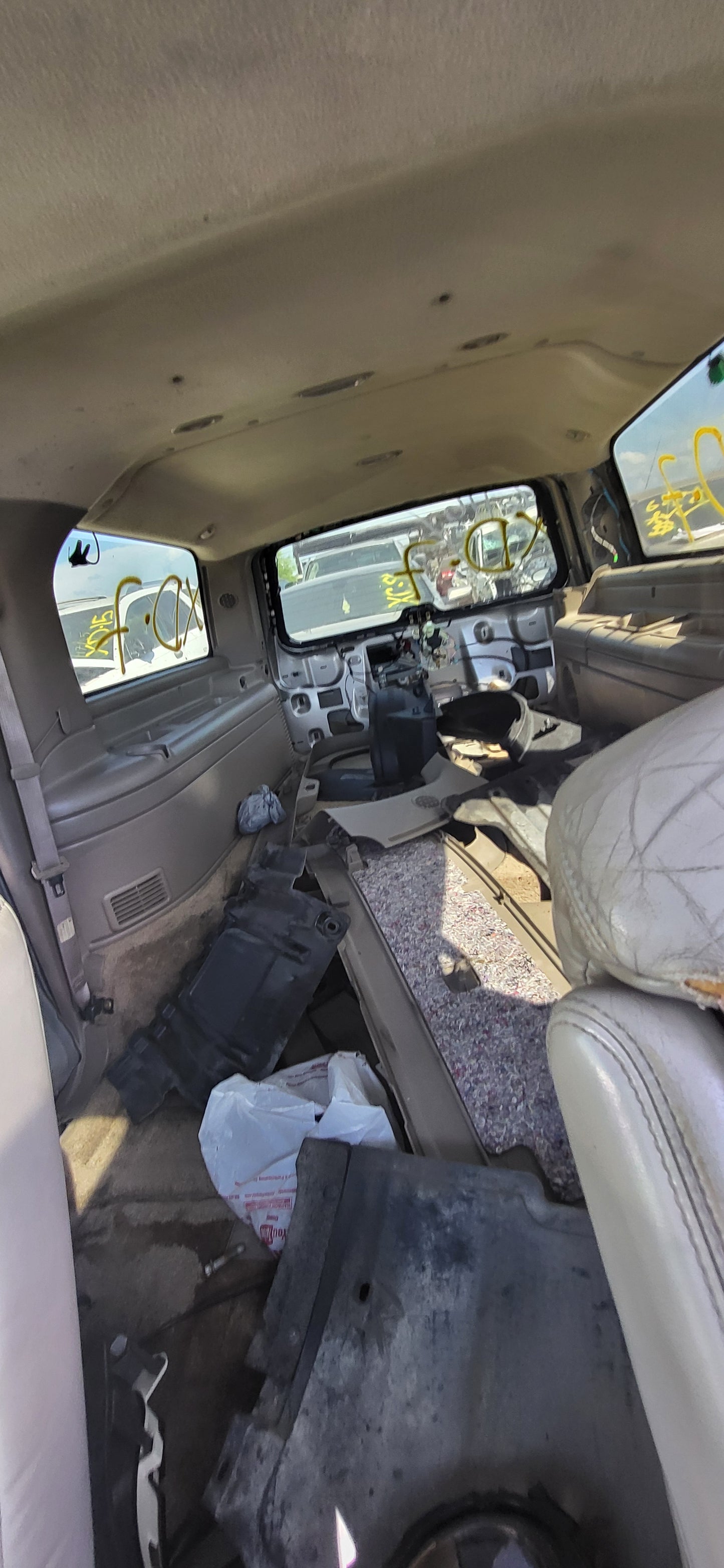 2/2 1999 - 2006 GMC Yukon | All Parts G - Z | SKU #: 17337 XD-7