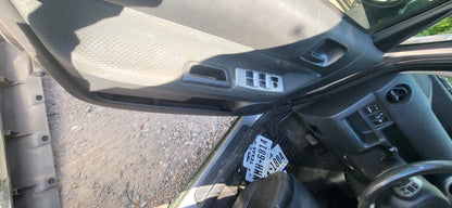 2/2 2004 - 2006 Scion XB | All Parts G - Z | SKU #: M17339 - XD-9